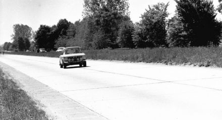 Adam Smorawiński i Andrzej Zembrzuski – BMW 1600 Ti.